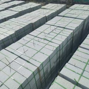 柳州 芝麻白1.8公分火烧300*600地铺，清仓大甩卖