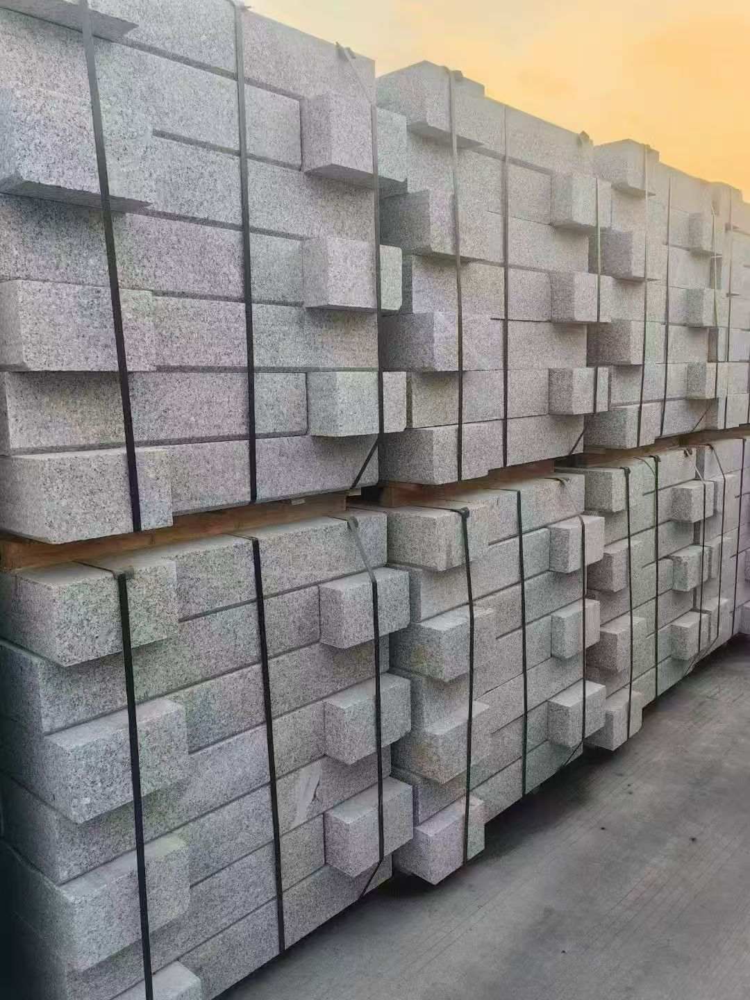 柳州 芝麻白路沿石