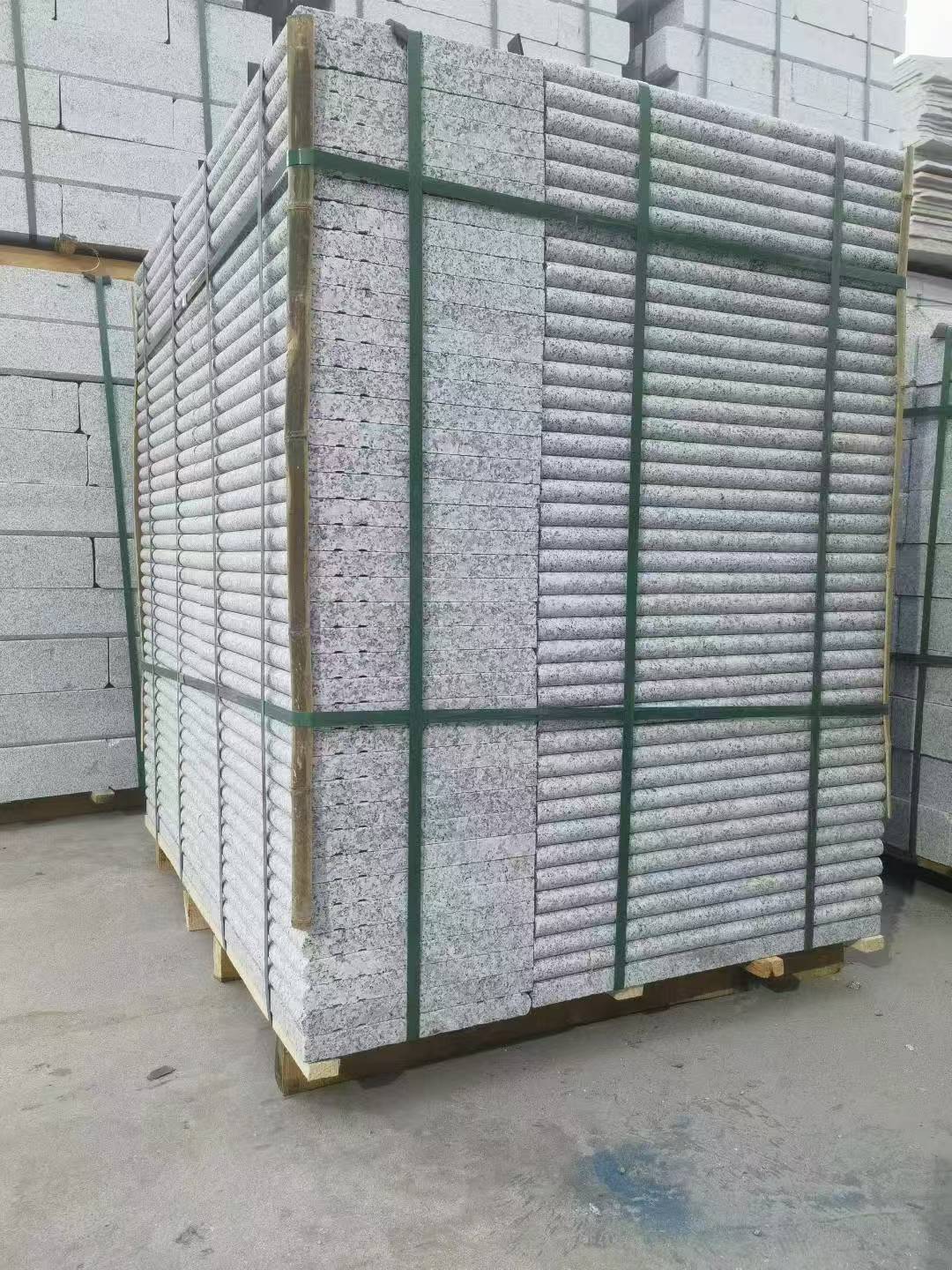 柳州 芙蓉白3公分厚磨圆边、拉槽，楼梯踏步