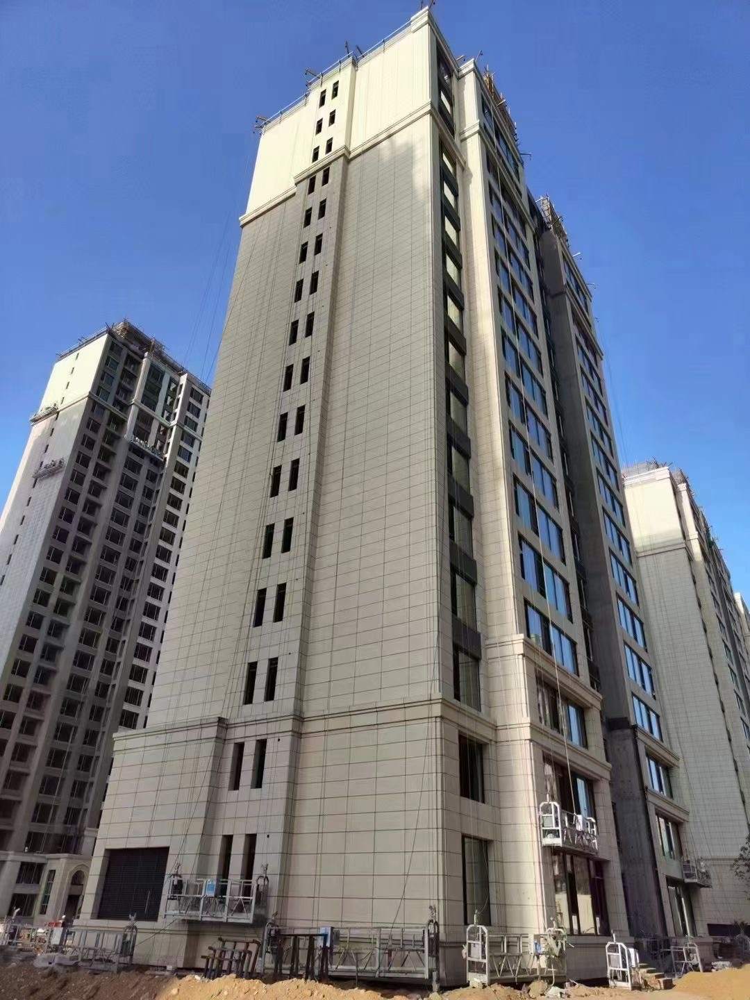 柳州黄金麻高端小区，外墙干挂