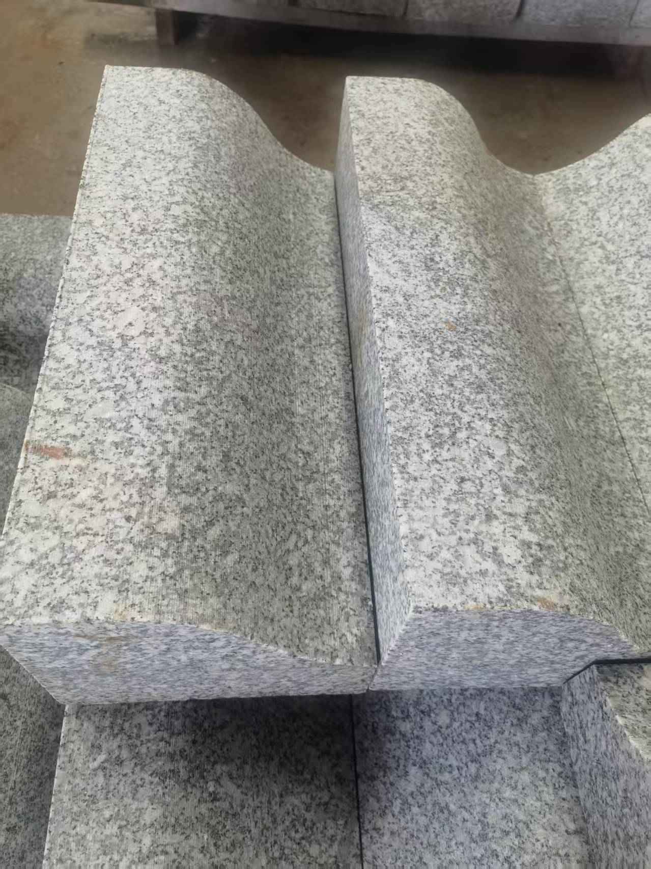 柳州芙蓉白S型拉丝面路沿石