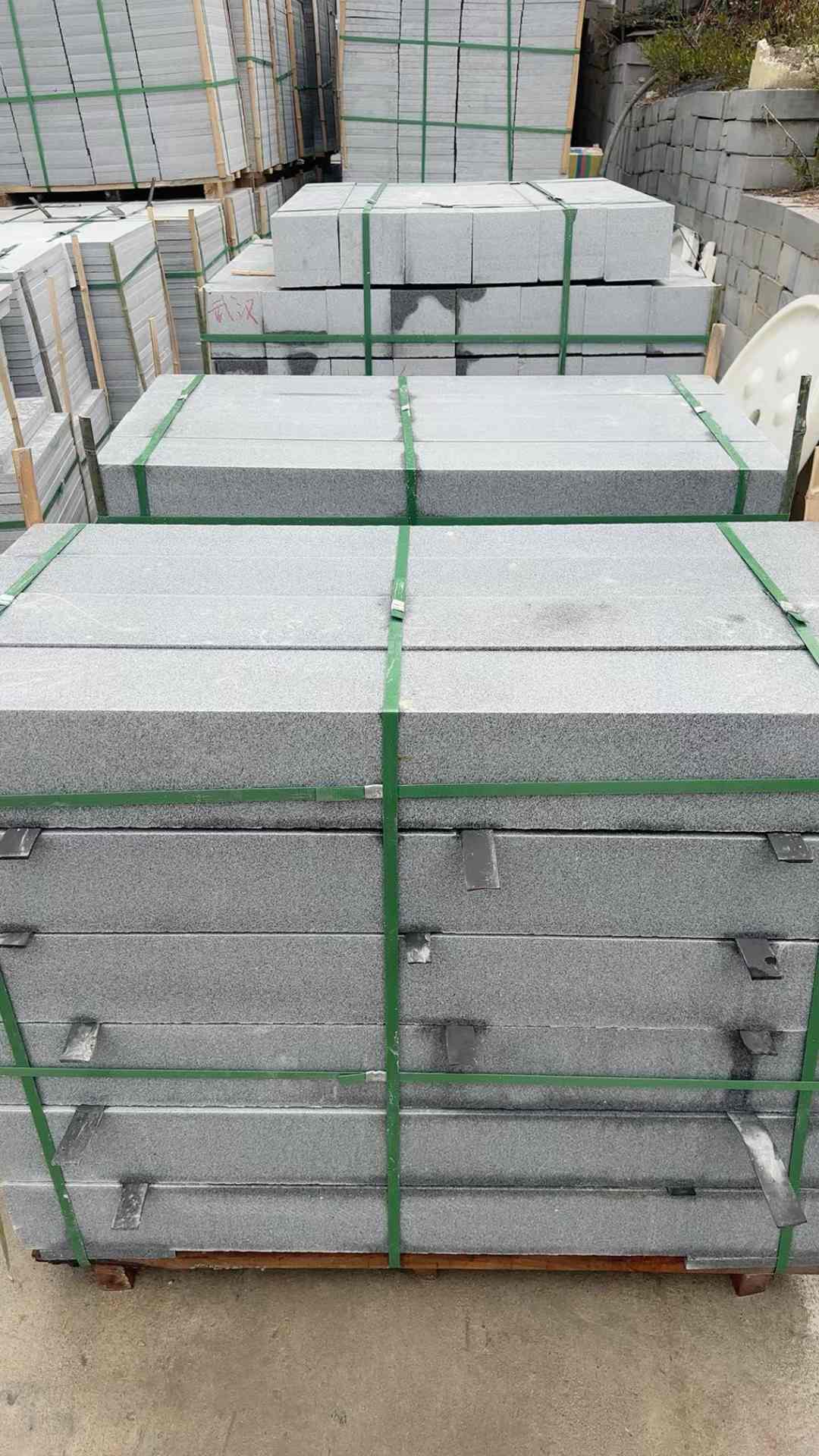 柳州 芝麻灰机切面栏杆