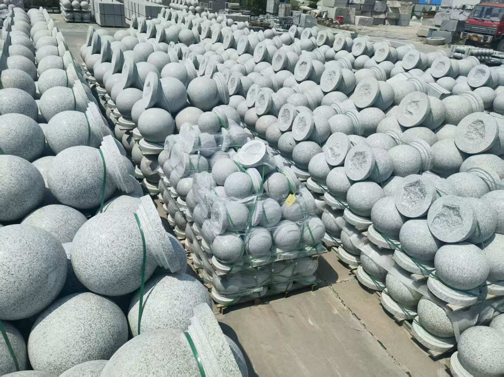 柳州 花岗岩实心圆球，石球，挡车球，挡车石，车止石，路障石。
