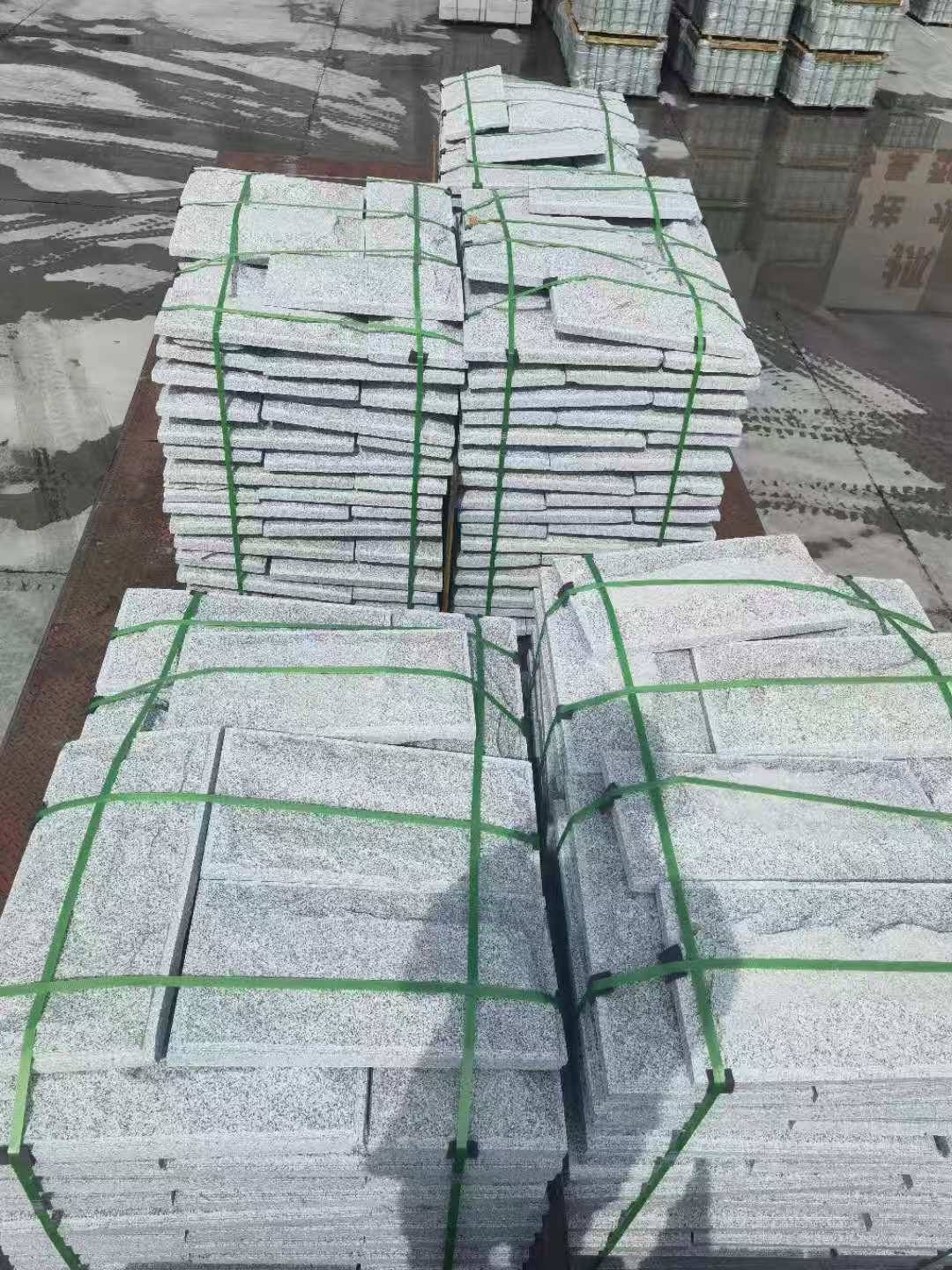 柳州 芝麻白蘑菇石装车出货