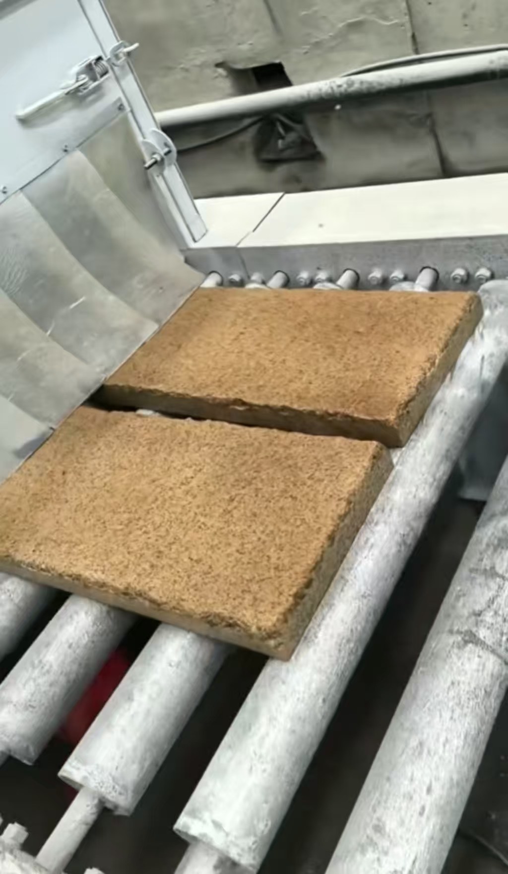 柳州 仿古石流水线生产，各种颜色可定制