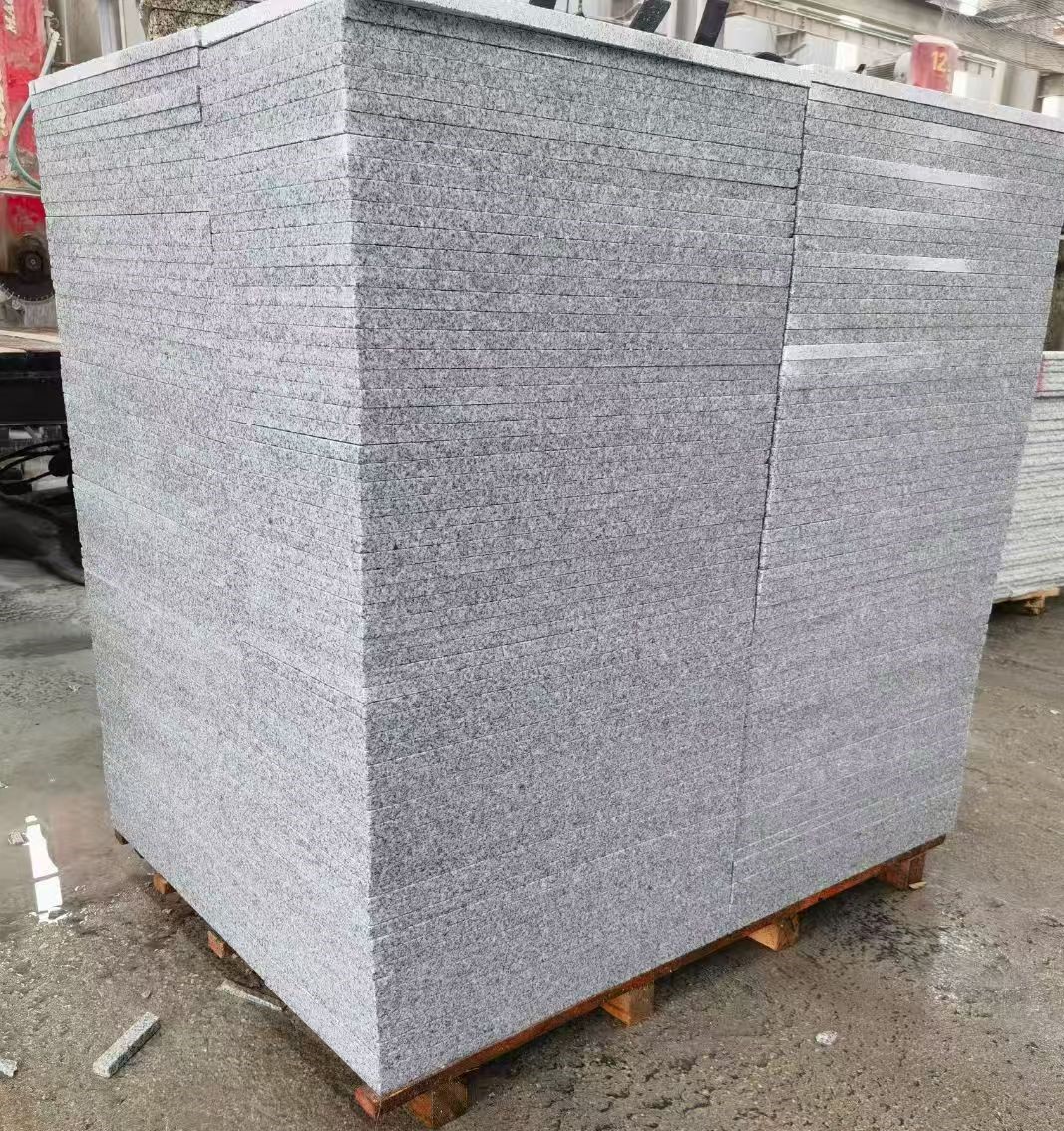 柳州 火烧面地铺石，街道广场园林市政工程板，1.8~5.0厚均有现货